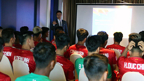 AFC giúp U23 Việt Nam làm quen với VAR